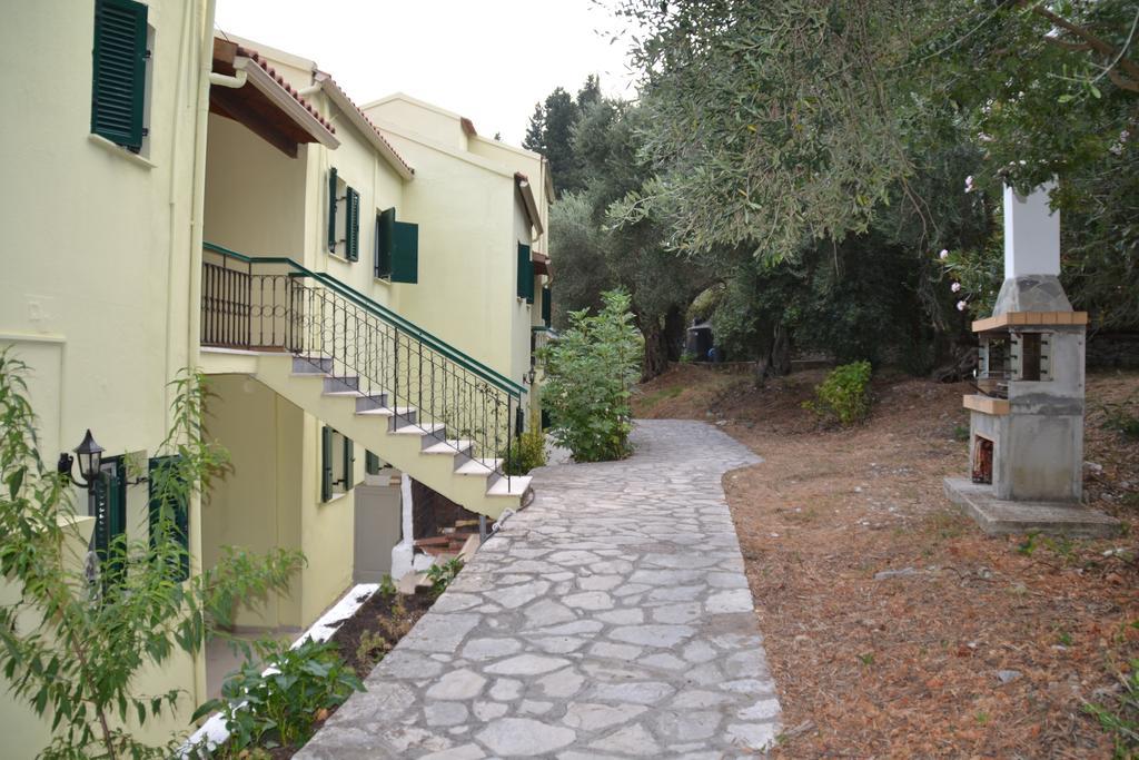 Villa Rita & Helena Калами Екстериор снимка